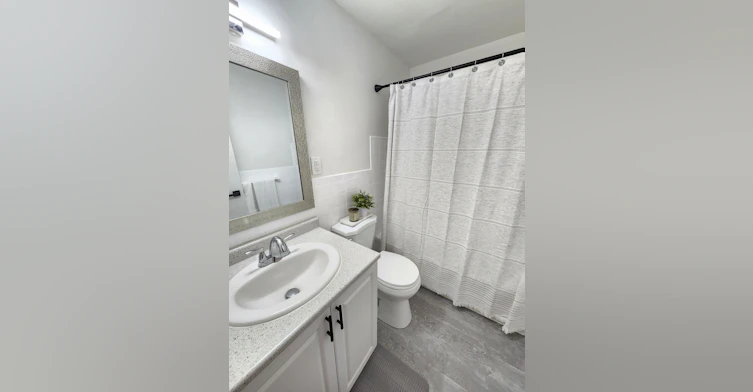206-563 Oxford St, Oshawa, ON, L1J 3V5 - 5