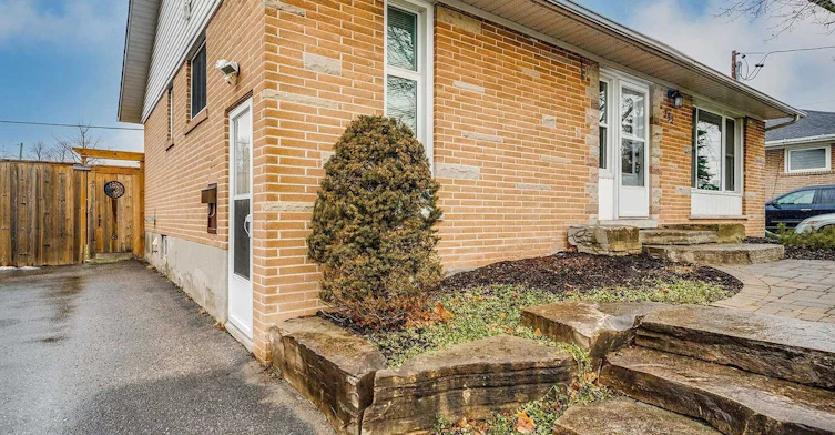 1-792 Eastbourne Ave, Oshawa, ON, L1G 1P3