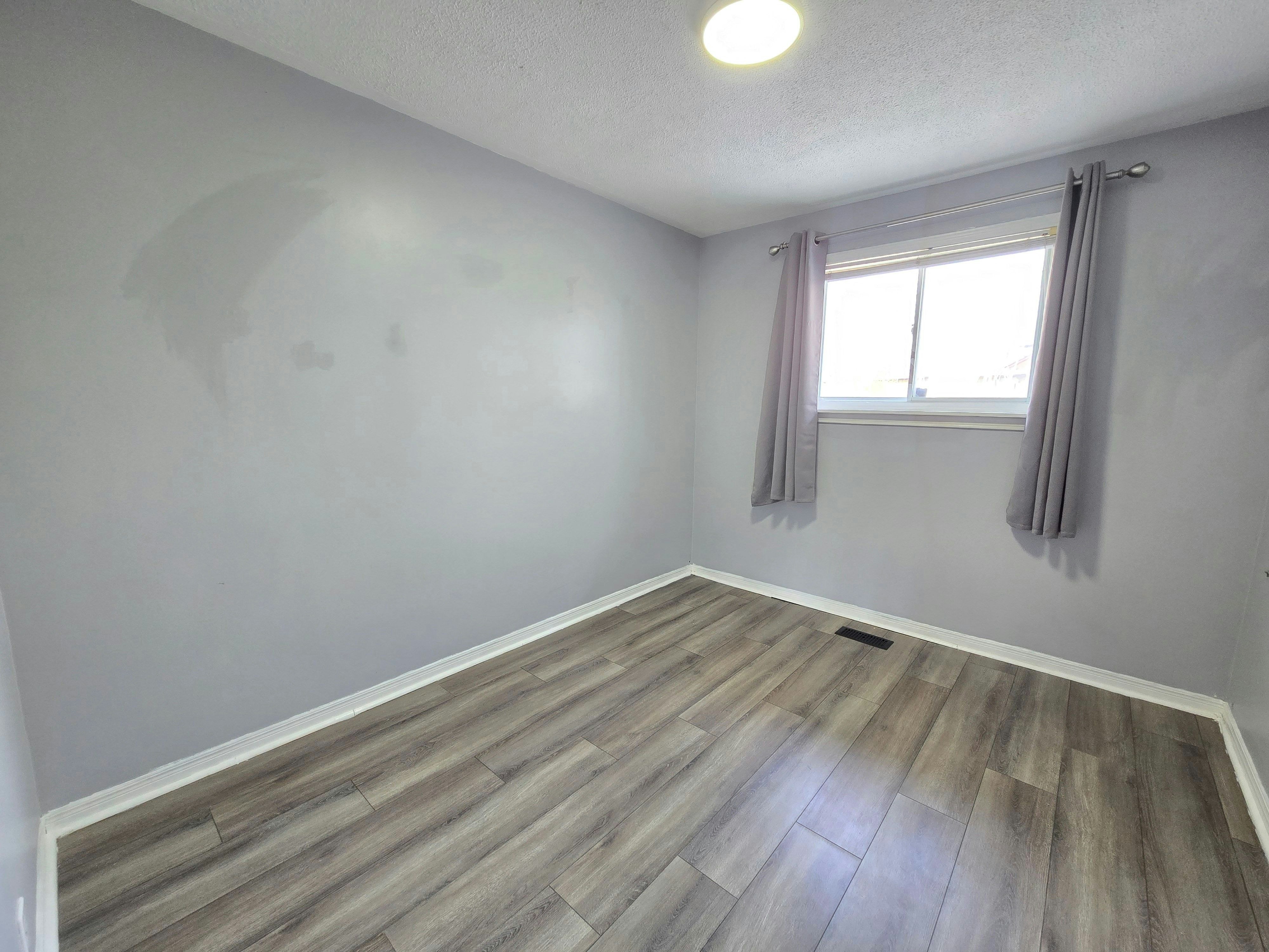 1-792 Eastbourne Ave, Oshawa, ON, L1G 1P3 - 9