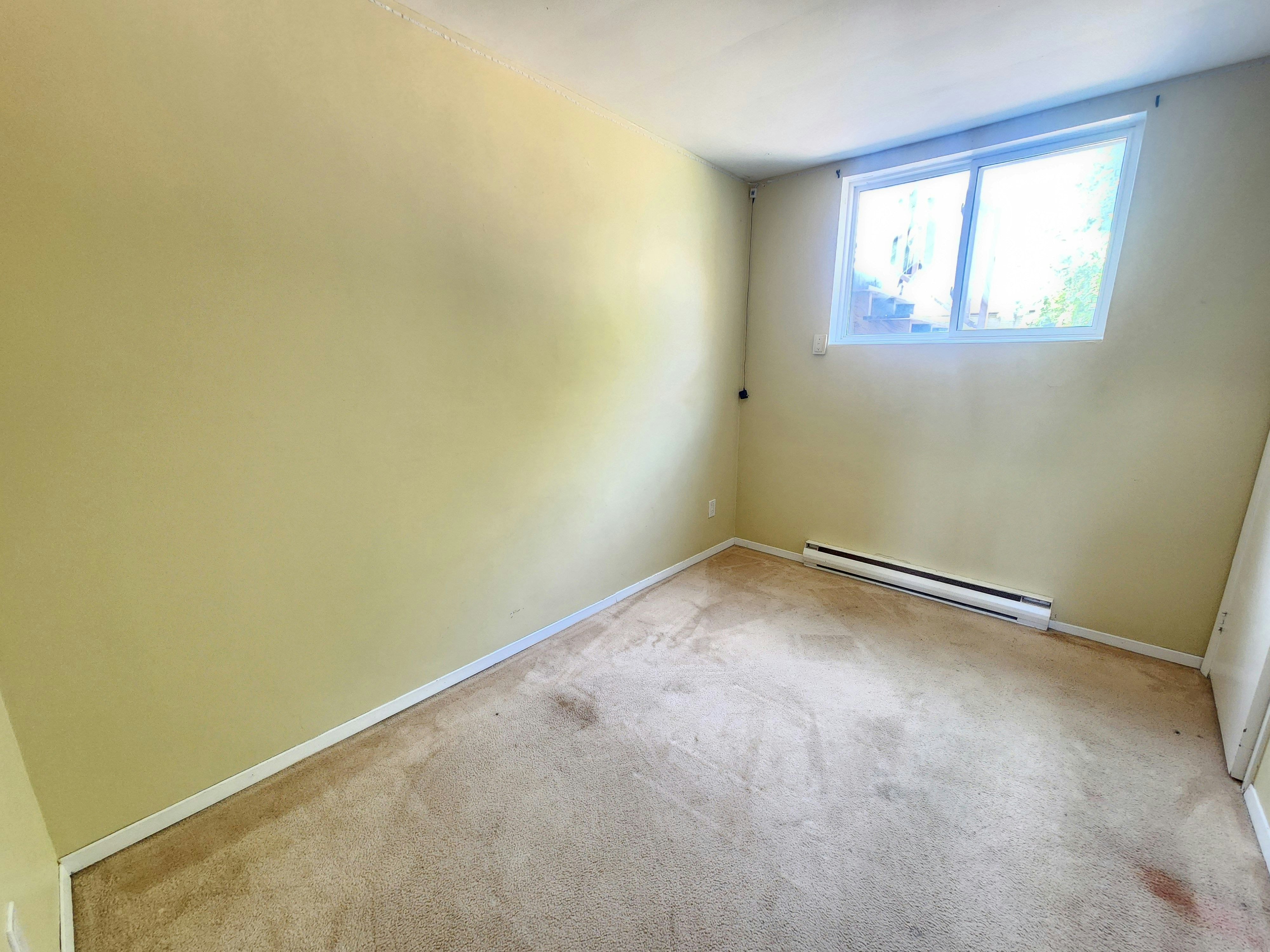 Lower Unit-1402 Lakefield St, Oshawa, ON, L1J 3Y7 - 8
