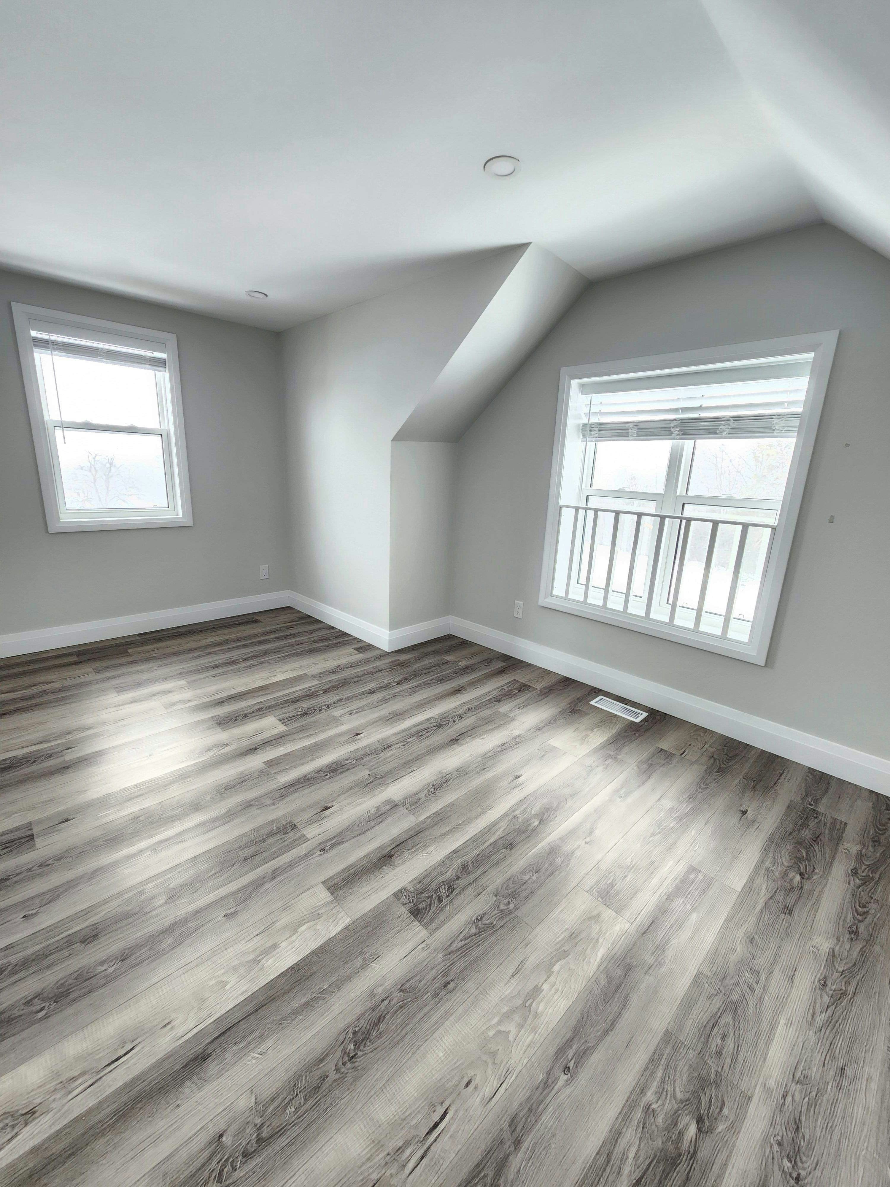 1-750 Fairbairn St, Peterborough, ON, K9H 6B7 - 4