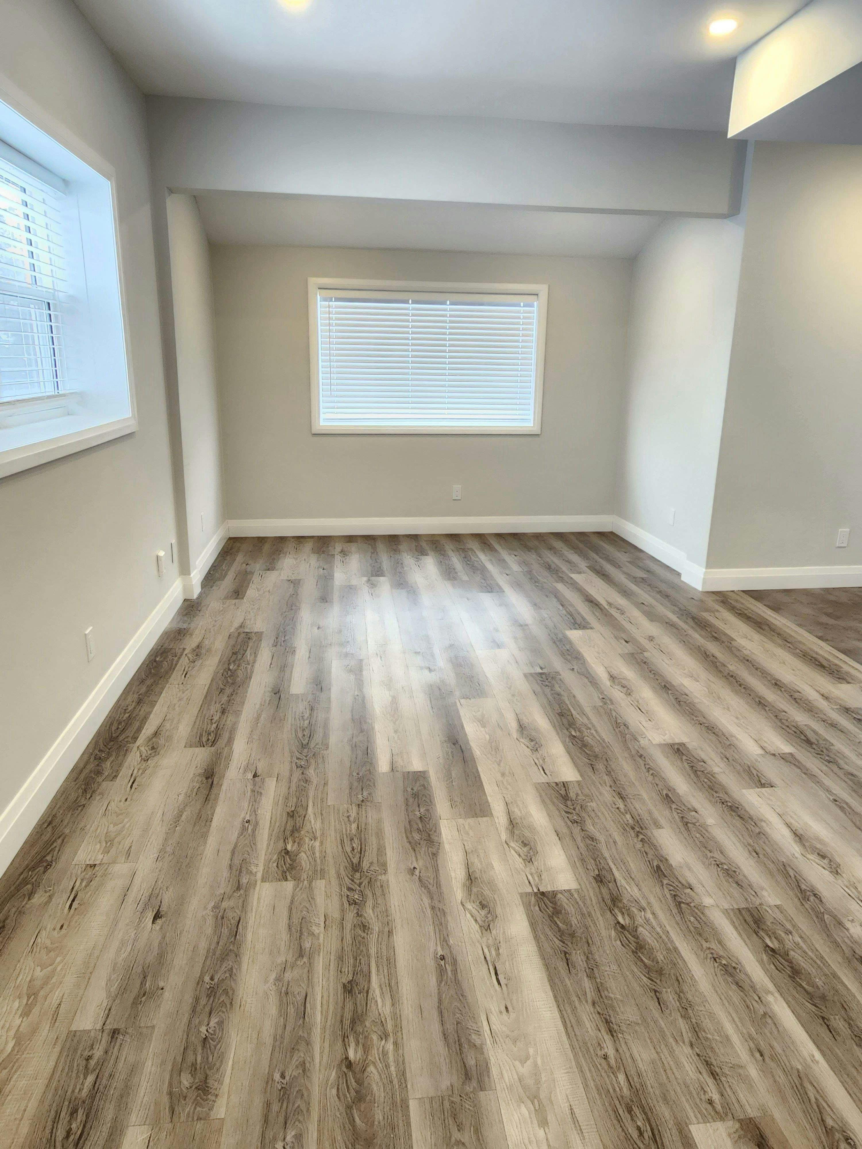 1-750 Fairbairn St, Peterborough, ON, K9H 6B7 - 7