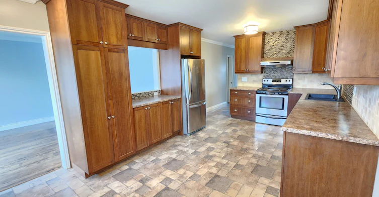 Upper Unit-945 Willowdale Avenue, Oshawa, ON, L1H 1W3 - 5