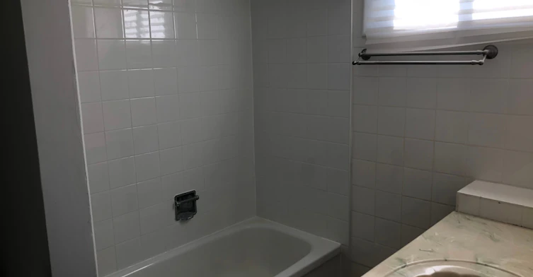 Lower-94 Royal Street, Oshawa, ON, L1H 2T7 - 2