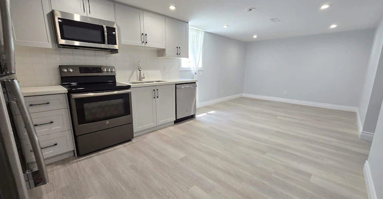 Lower Unit-480 Wilson Road North, Oshawa, ON, L1G 6E7 - 2