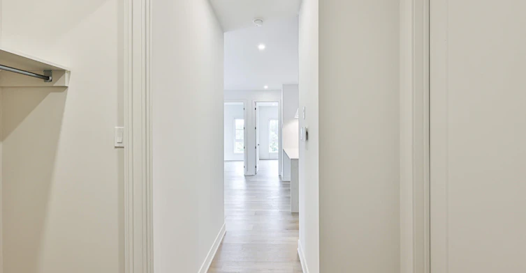 202-100 Rue De La Sablière, Sainte-Agathe-des-Monts, QC, J8C 2Z7 - 3