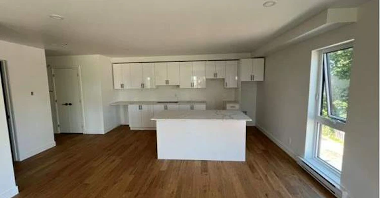 E6-430 Sainte Croix Avenue, Montréal, QC, H4L 3X4 - 4