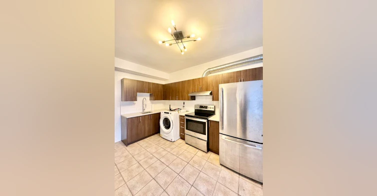5795-5795 Bd Monk, Montréal, QC, H4E 3H2 - 2
