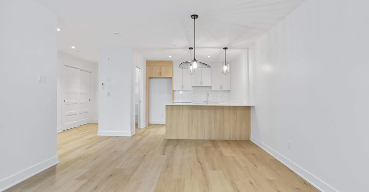202-570 Rue Notre Dame, Lavaltrie, QC, J5T 1K7 - 4