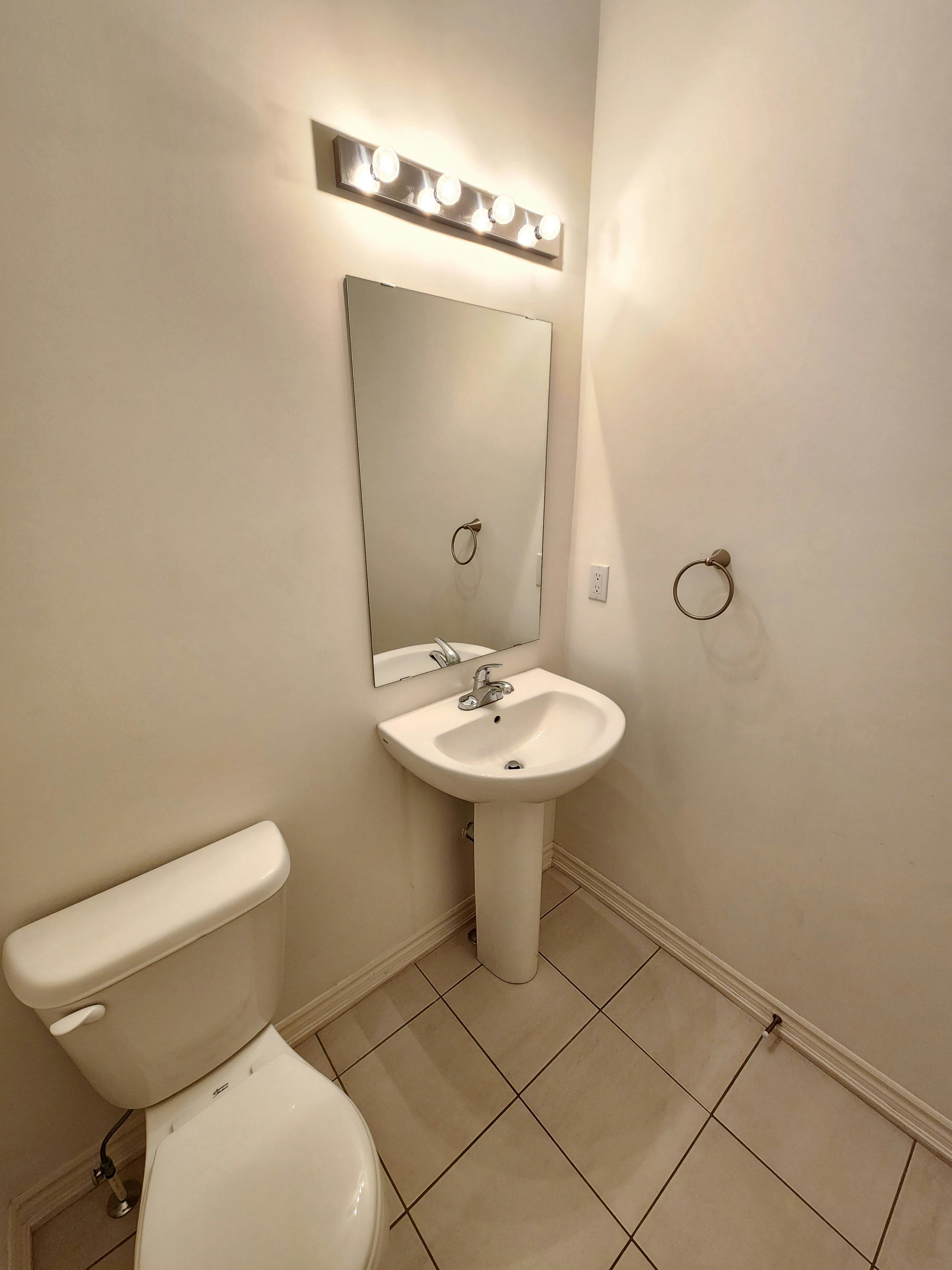 elephanthill-122 Elephant Hill Drive, Clarington, ON, L1C 4M6 - 2