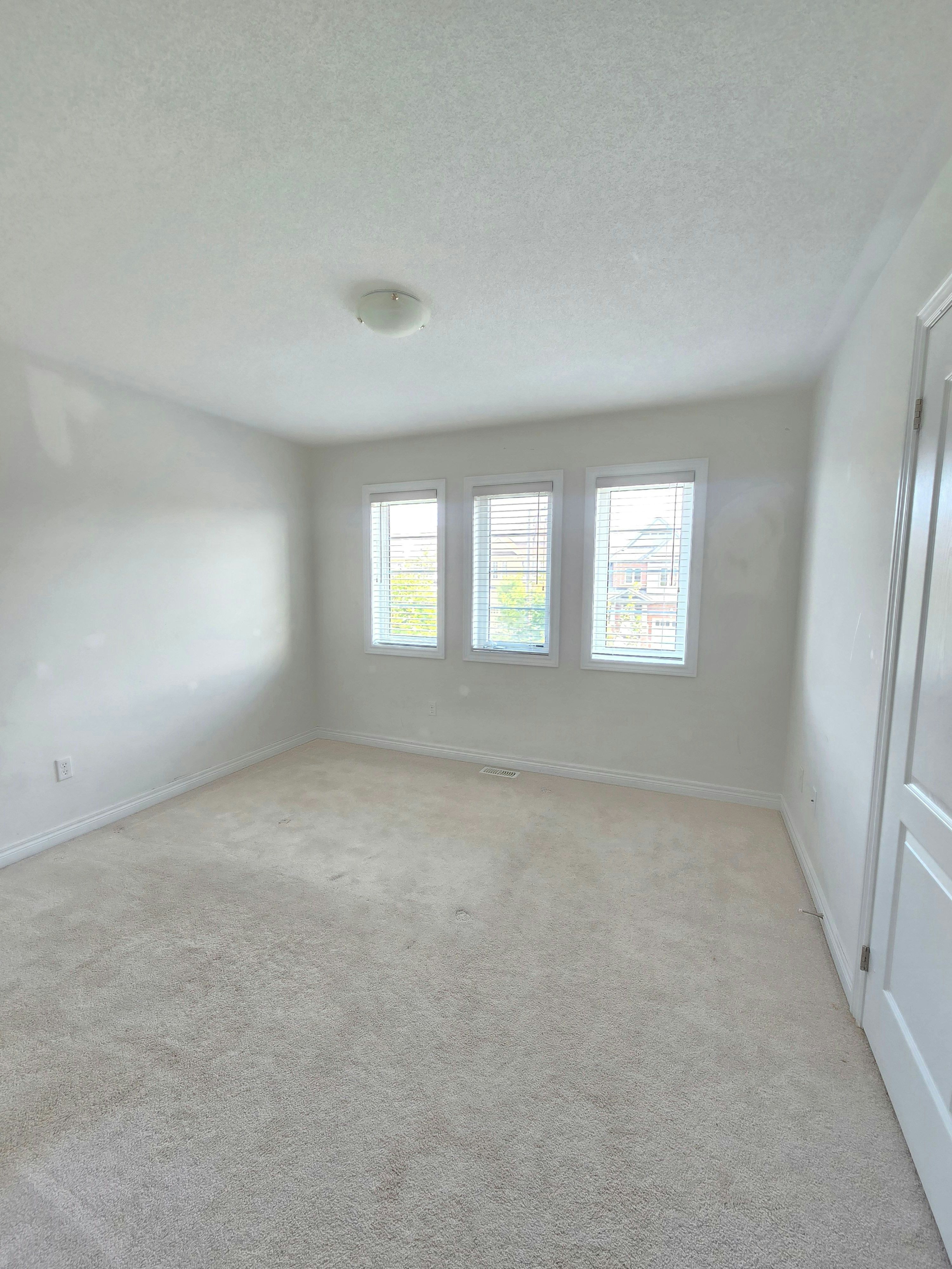Windfields Dr-384 Windfields Farm Drive West, Oshawa, ON, L1H 7K4 - 7