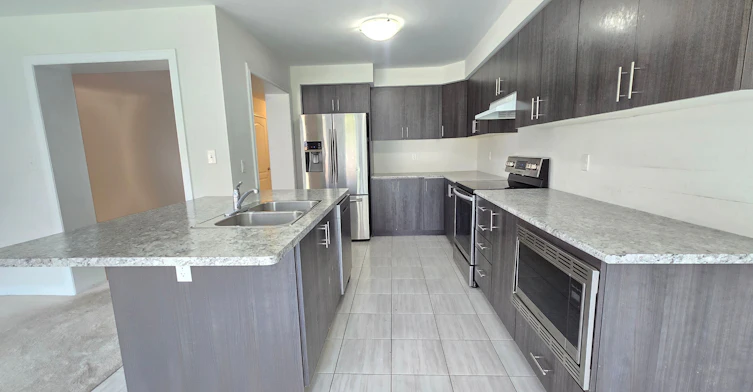 Windfields Dr-384 Windfields Farm Drive West, Oshawa, ON, L1H 7K4 - 4
