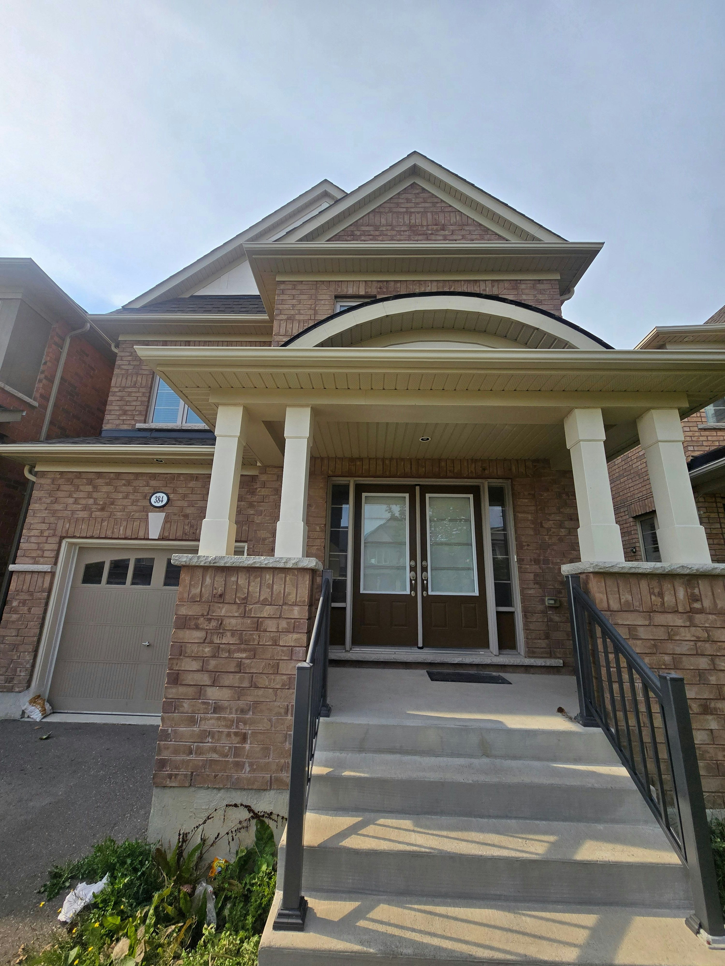 Windfields Dr-384 Windfields Farm Drive West, Oshawa, ON, L1H 7K4