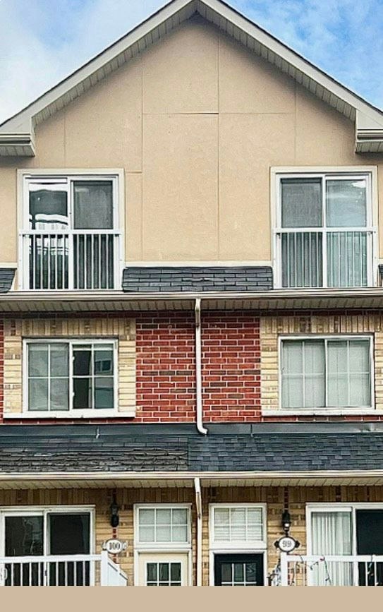 100-1775 Valley Farm Road, Pickering, ON, L1V 0A5
