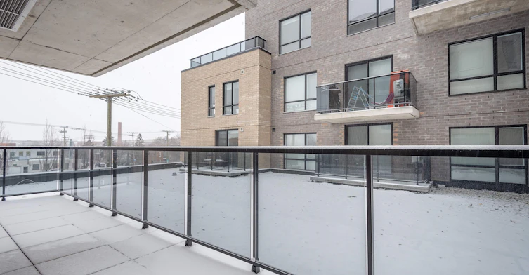 T2-302-65 Rue William Macdonald, Montréal, QC, H8S 1Z6 - 12