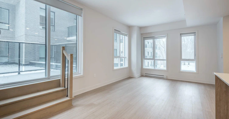 T2-302-65 Rue William Macdonald, Montréal, QC, H8S 1Z6 - 11