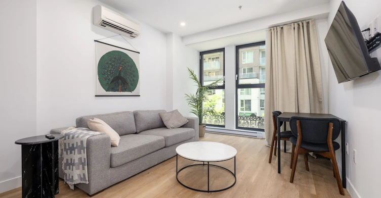 208-1230 Bishop Street, Montréal, QC, H3G 0J2