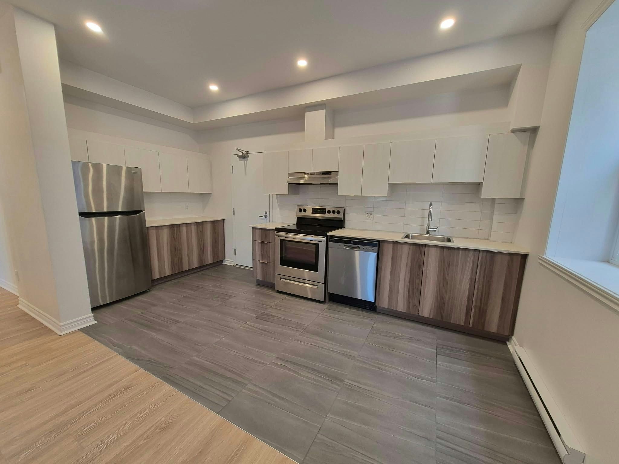 5-5975 Chemin De La Côte Saint Antoine, Montréal, QC, H4A 1S6 - 3