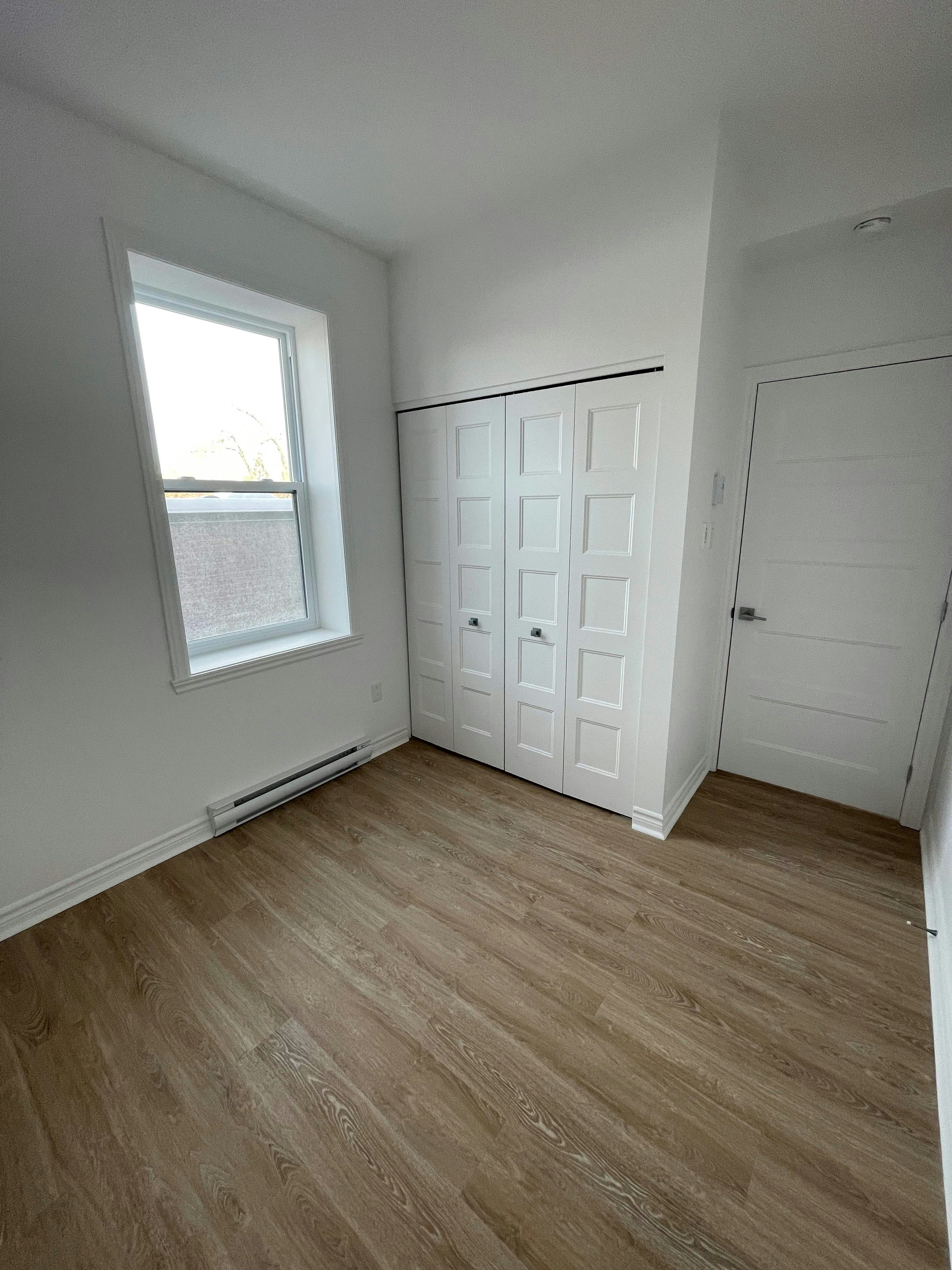 8-5975 Chemin De La Côte Saint Antoine, Montréal, QC, H4A 1S6 - 12