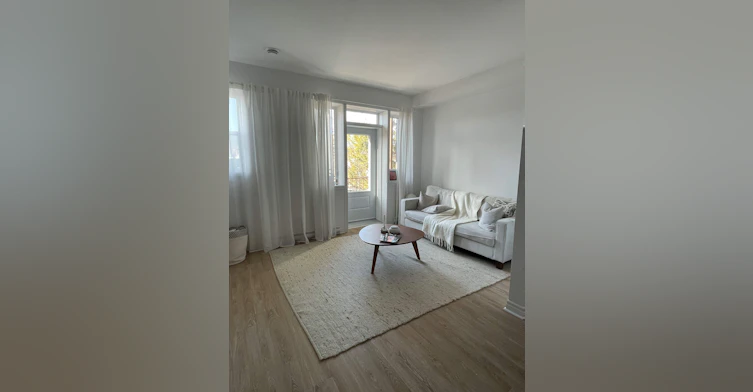 8-5975 Chemin De La Côte Saint Antoine, Montréal, QC, H4A 1S6