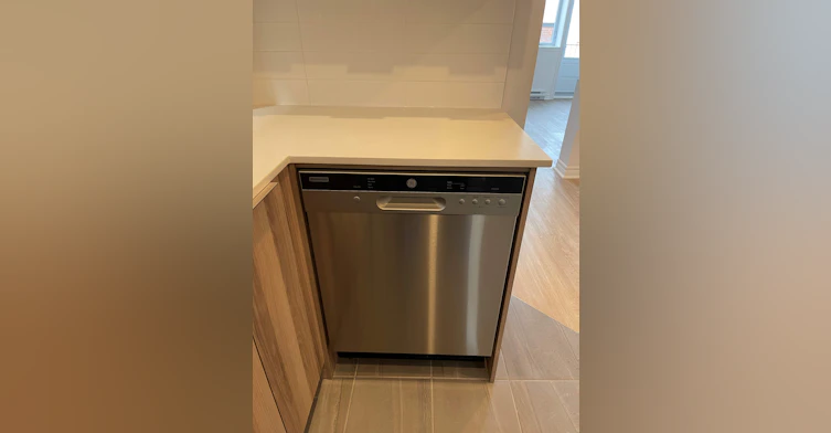 8-5975 Chemin De La Côte Saint Antoine, Montréal, QC, H4A 1S6 - 9