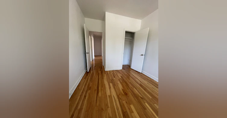 201-4950 Avenue Bourret, Montréal, QC, H3W 1L4 - 6