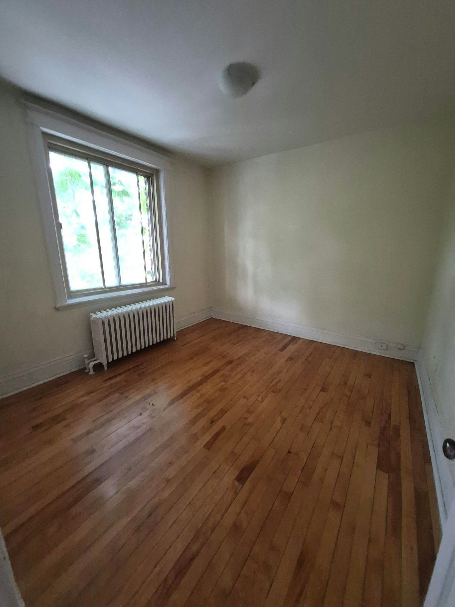 23-2560 Avenue De Mayfair, Montréal, QC, H4B 2C8 - 2