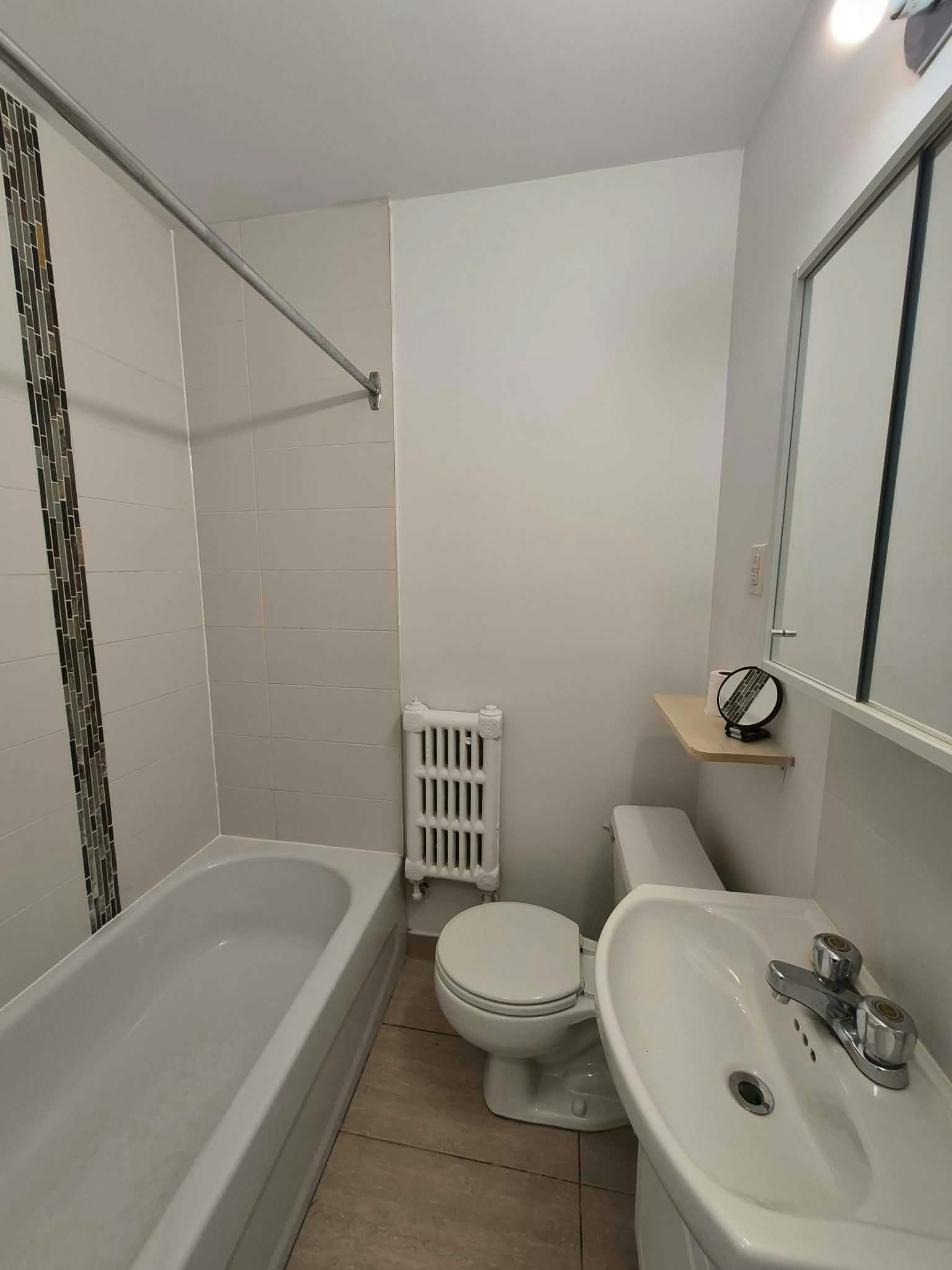 41-3404 Avenue Hingston, Montréal, QC, H4A 2J4 - 4