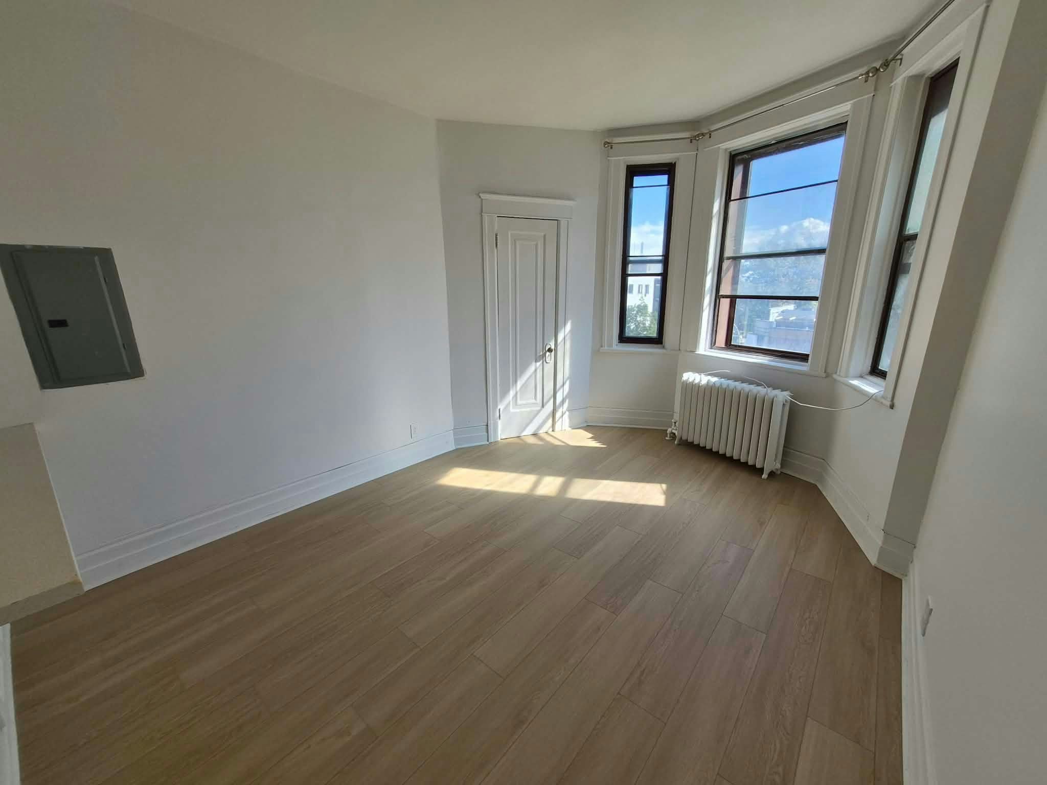 41-3404 Avenue Hingston, Montréal, QC, H4A 2J4 - 3