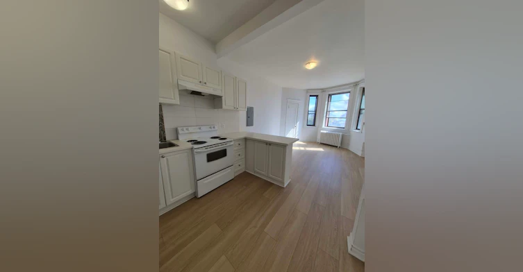 41-3404 Avenue Hingston, Montréal, QC, H4A 2J4