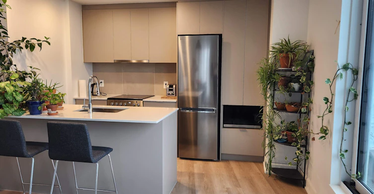 524-4500 Rue Hochelaga, Montréal, QC, H1V 0C3