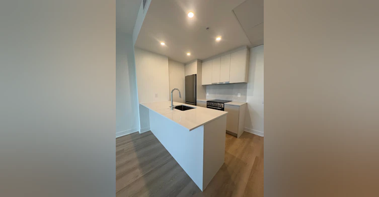 604-4500 Rue Hochelaga, Montréal, QC, H1V 0C3