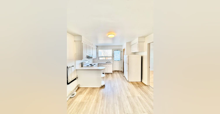 11-192 Rue Chabanel O, Montréal, QC, H2N 1G1 - 4