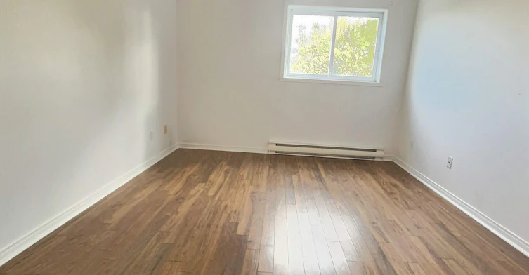 3-70 De La Cour Villeneuve, Charlemagne, QC, J5Z 4Y3 - 3