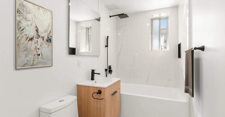 2588-Rue De Rouen, Montréal, QC, H2K 1M6 - 4