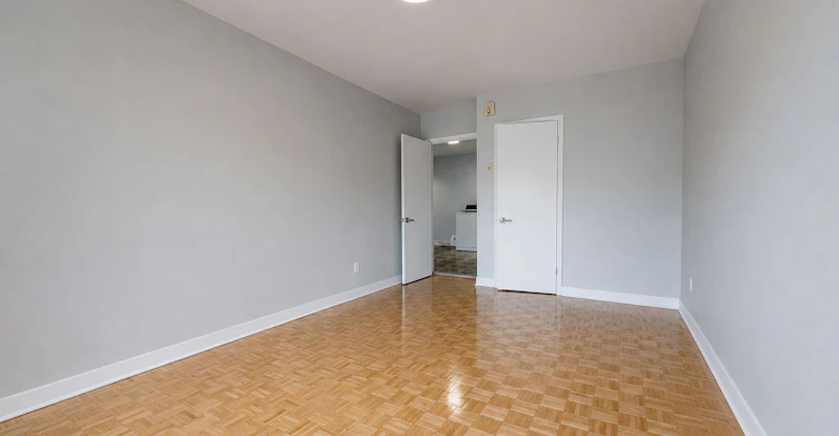 1-4210 R. Saint Zotique, Montréal, QC, H1T 1K9 - 6