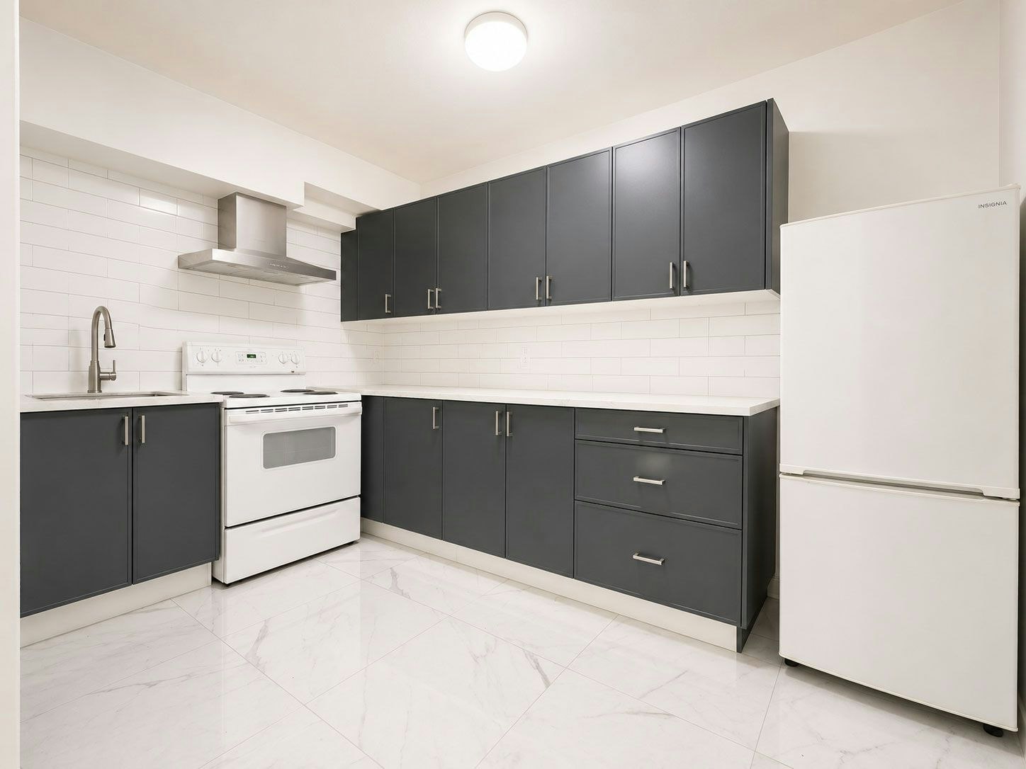 5-5855 Rue De Verdun, Montréal, QC, H4H 1M1 - 2