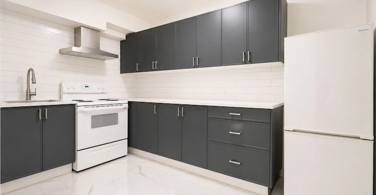 5-5855 Rue De Verdun, Montréal, QC, H4H 1M1 - 2