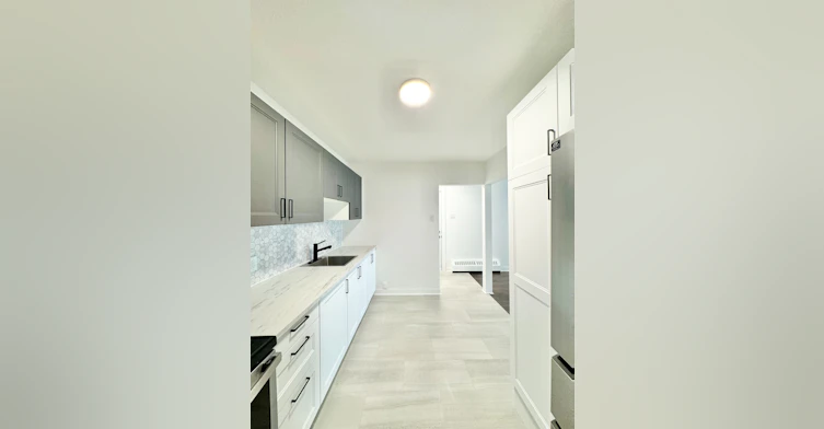 21-5855 Rue De Verdun, Montréal, QC, H4H 1M1 - 4
