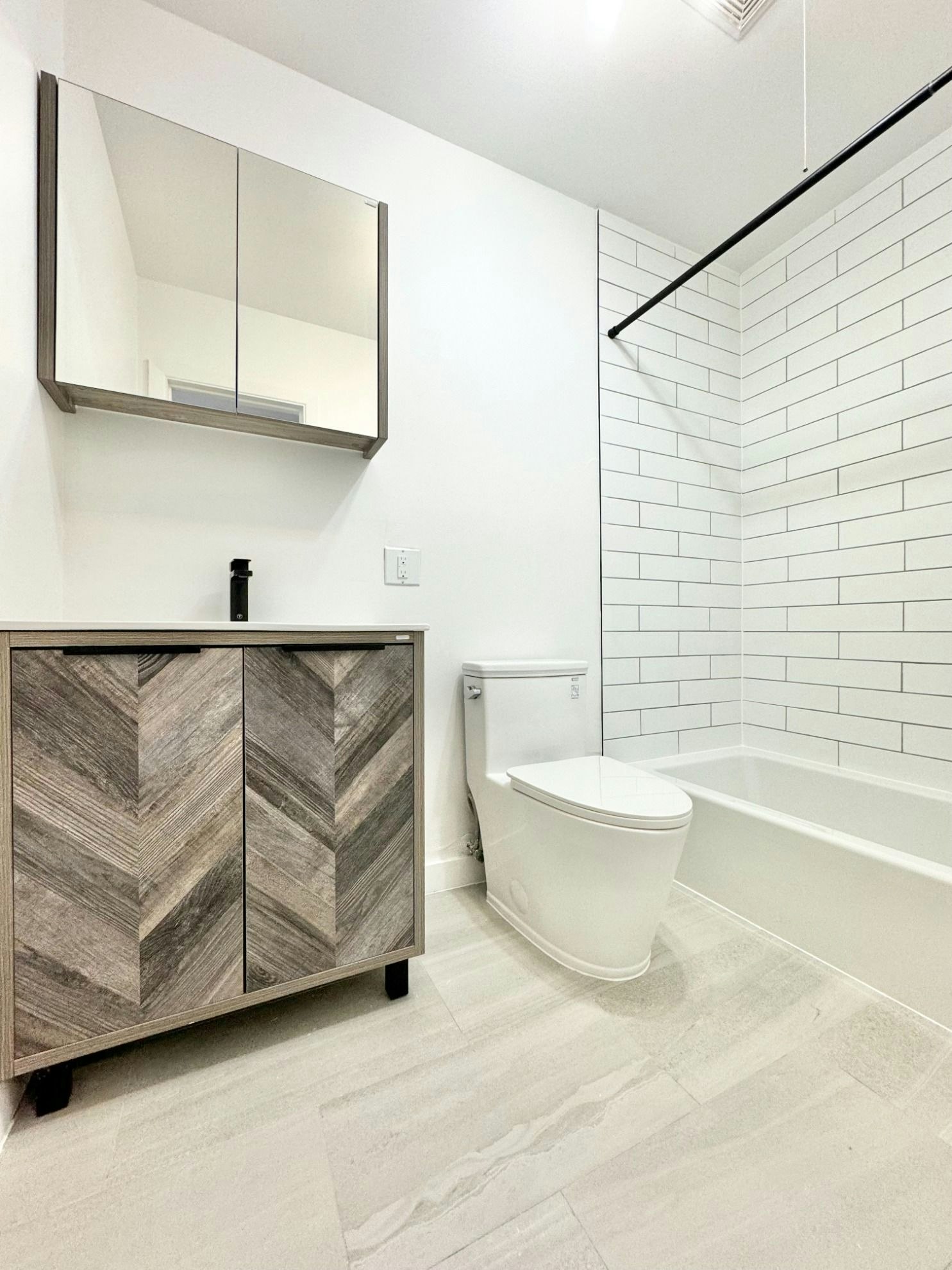 21-5855 Rue De Verdun, Montréal, QC, H4H 1M1 - 10