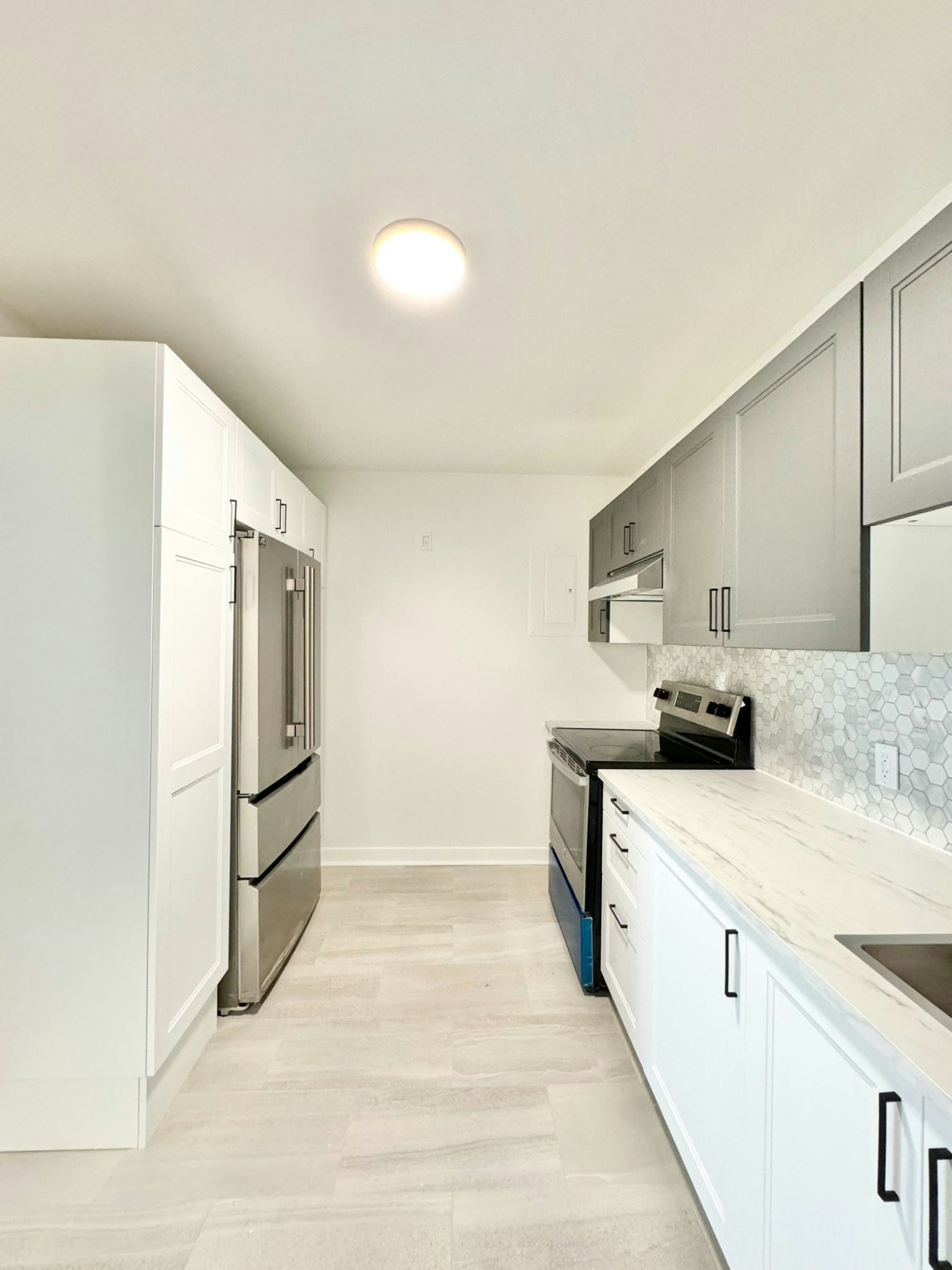 21-5855 Rue De Verdun, Montréal, QC, H4H 1M1