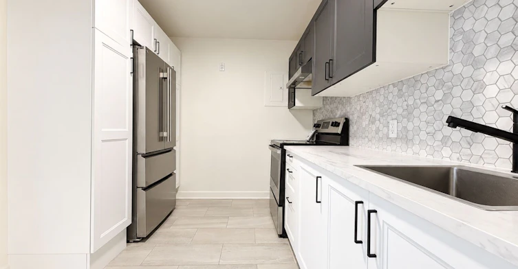 23-5855 Rue De Verdun, Montréal, QC, H4H 1M1 - 2