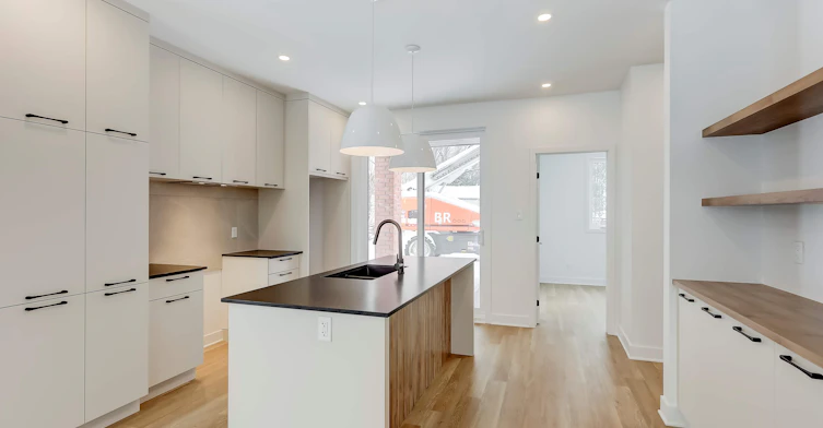 1098-1100 Chemin Du Coteau Rouge, Longueuil, QC, J4K 1W6 - 9