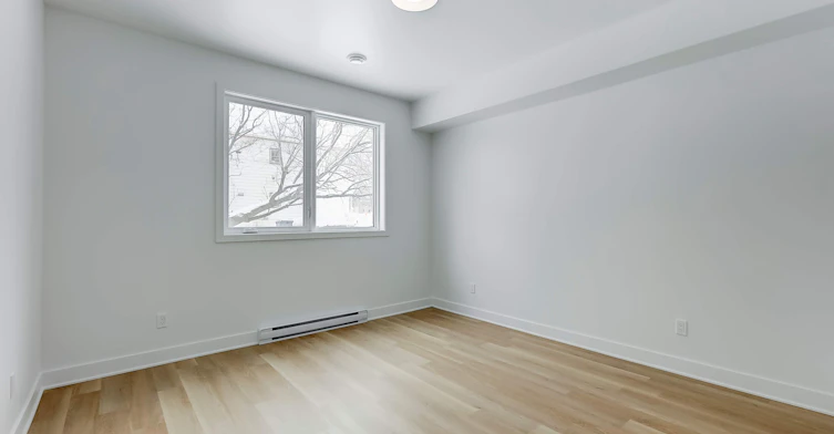 1098-1100 Chemin Du Coteau Rouge, Longueuil, QC, J4K 1W6 - 5