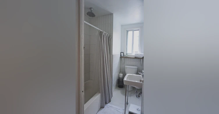 APT 4-4455 Avenue Dupuis, Montréal, QC, H3T 1E7 - 8