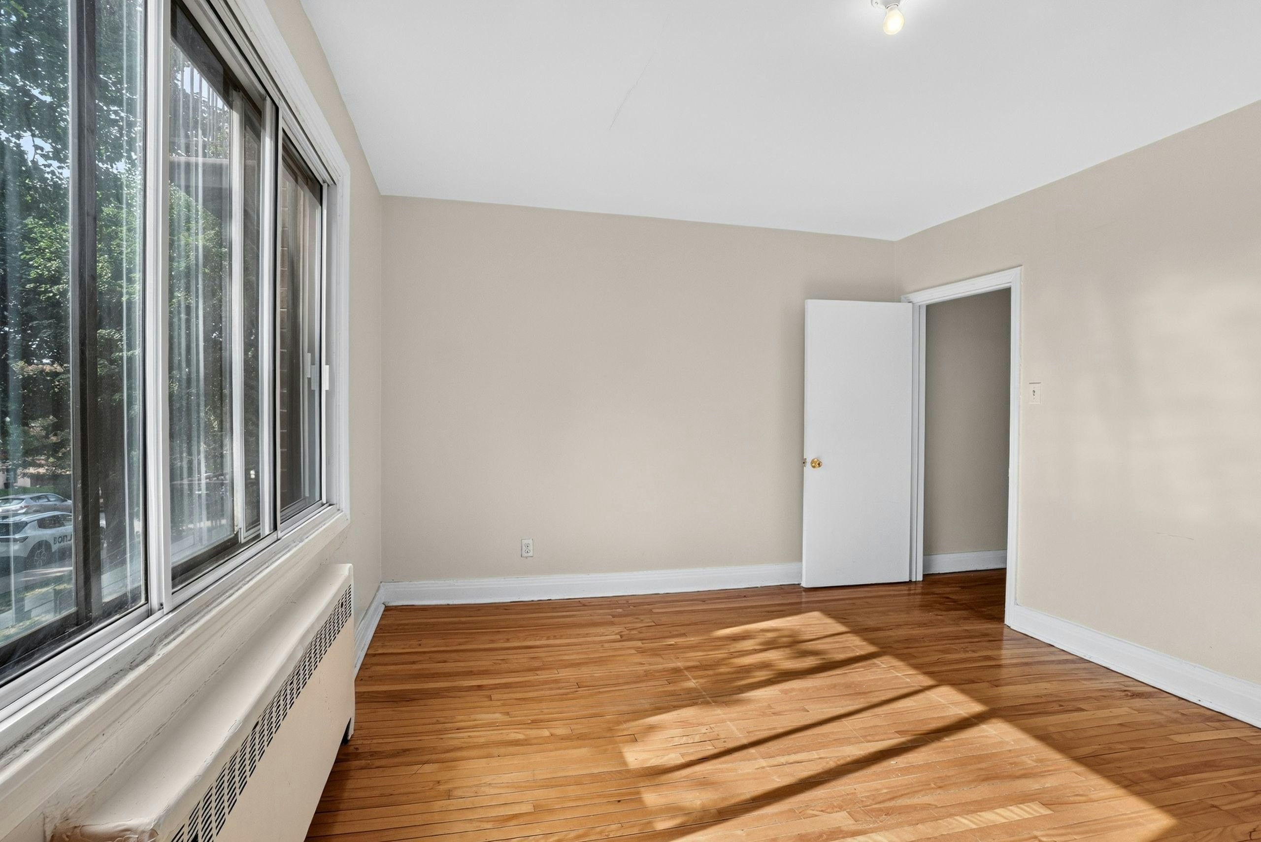 APT 6-4455 Avenue Dupuis, Montréal, QC, H3T 1E7 - 7