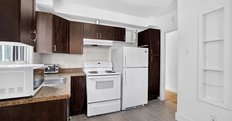 APT 6-4455 Avenue Dupuis, Montréal, QC, H3T 1E7 - 6