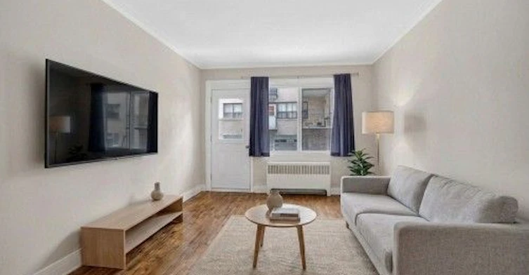 APT 11-4455 Avenue Dupuis, Montréal, QC, H3T 1E7
