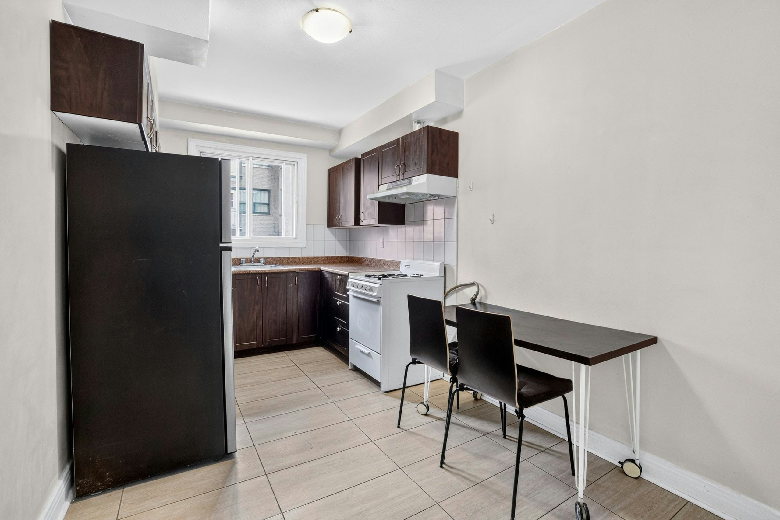 APT 11-4455 Avenue Dupuis, Montréal, QC, H3T 1E7 - 3