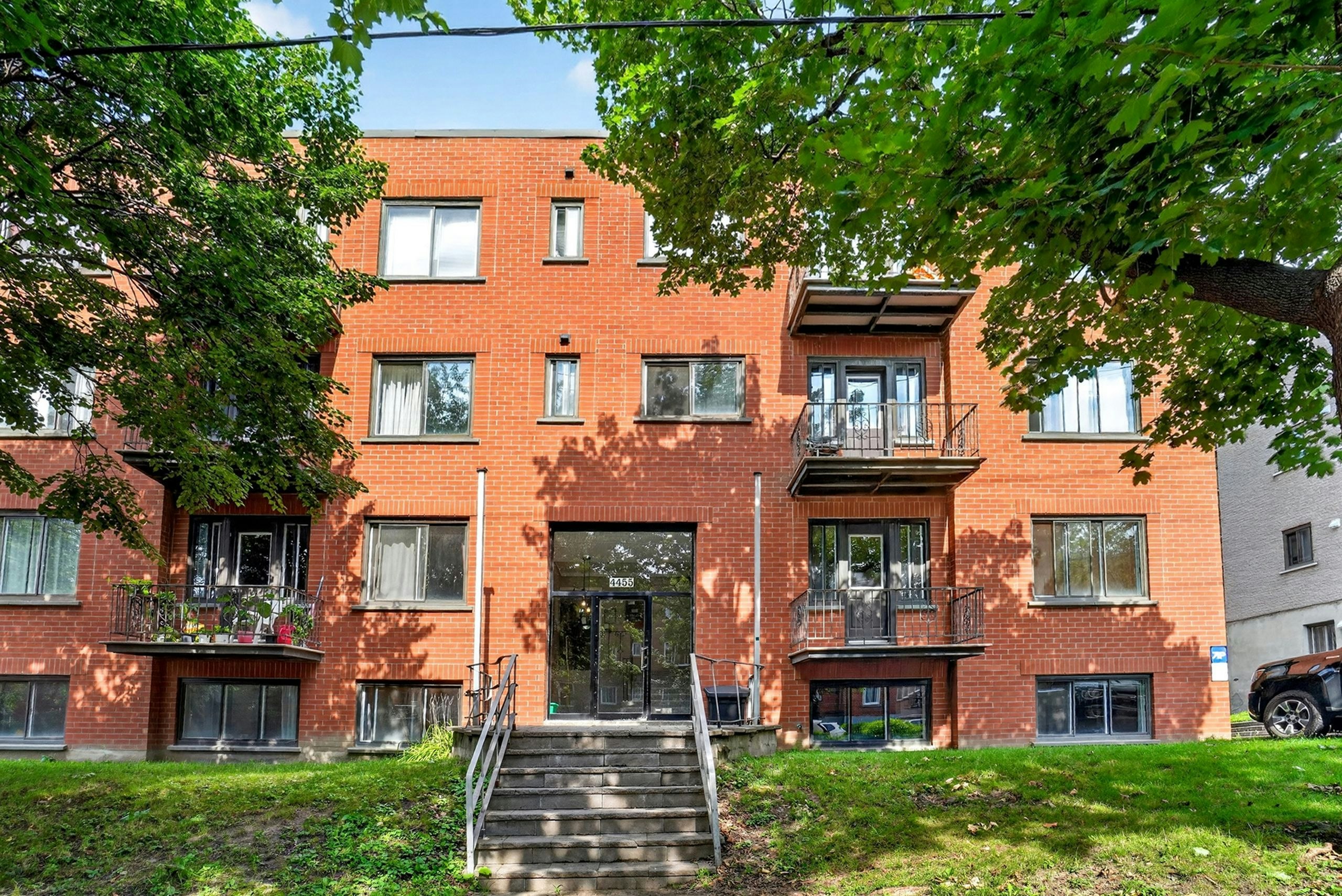 APT 11-4455 Avenue Dupuis, Montréal, QC, H3T 1E7 - 12